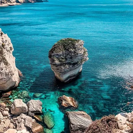 Les Hauts De *